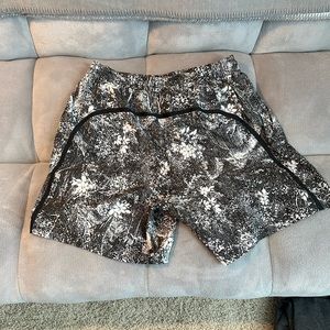 Lululemon shorts!!!!